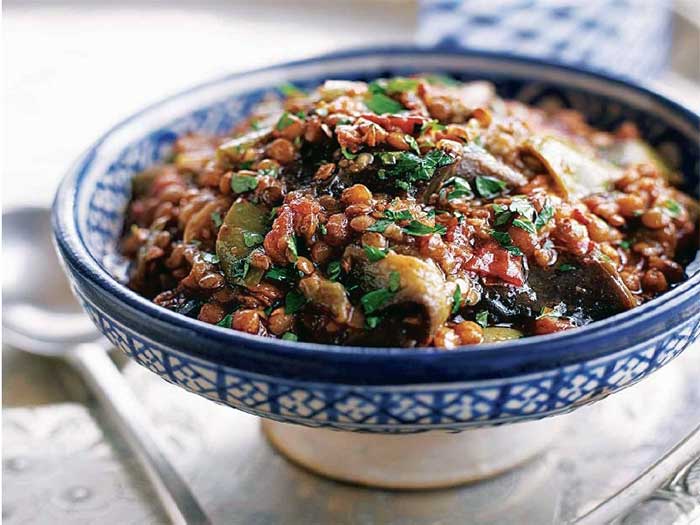 خوراک بادمجان با عدس قرمز