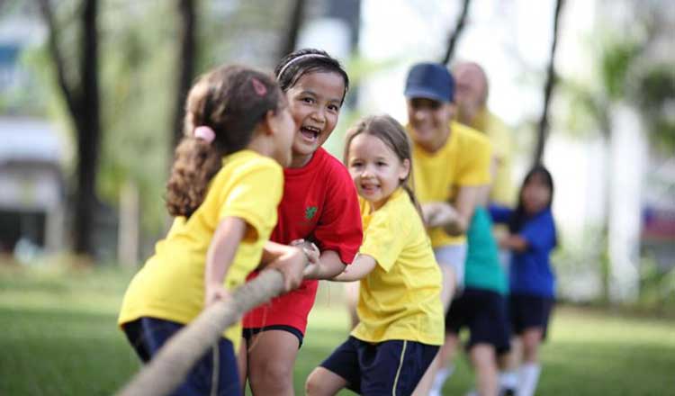 مسابقه خنده دار 